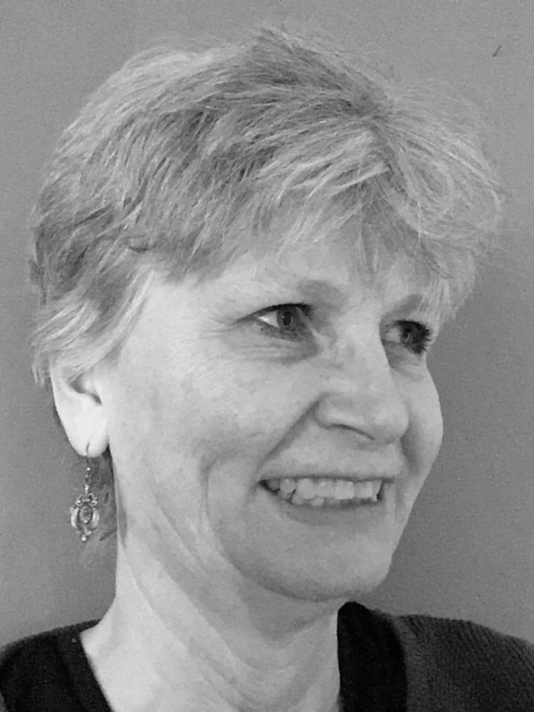 Photo of Lori Neufeld
